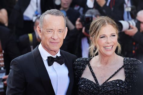 Tom Hanks Wife Rita Wilson Addresses Red Carpet Scolding Parade