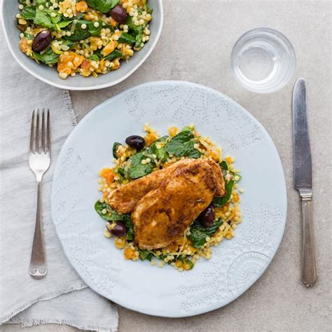 Bring to a simmer, cover with a lid and cook for 10 minutes on very. Moroccan Spiced Chicken with Apricot and Olive Pearl ...
