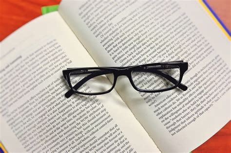 Glasses Education Book Read Eyeglasses Sunglasses Free Image Peakpx