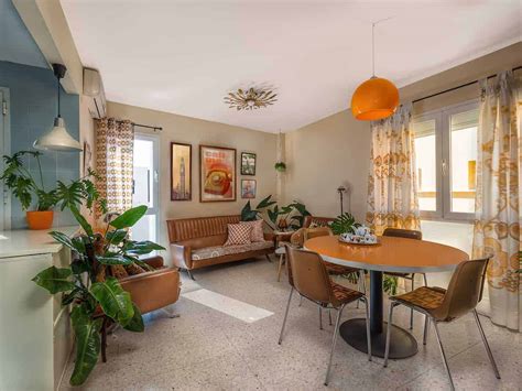 5 Ways to Bring 70s Decor into Your Apartment | Rent.com Blog