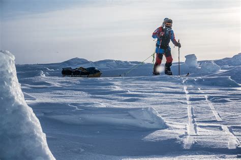 Generally, cold feet can be avoided by utilizing a mix of old technologies, new technologies and a dose of common sense. 10 Commandments for Warm Feet in Winter | GearJunkie