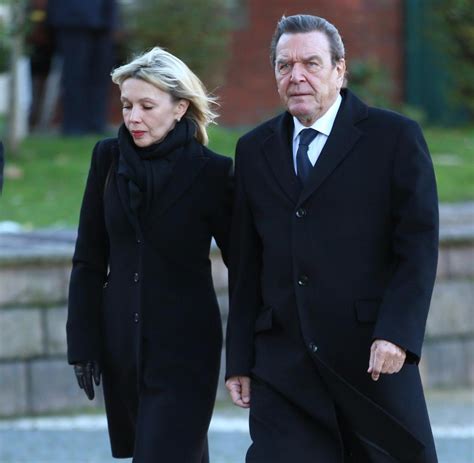 She has been married to gerhard schröder since october 1997. Trennung von Ehefrau: Peter Maffay, 66, liebt jetzt ...