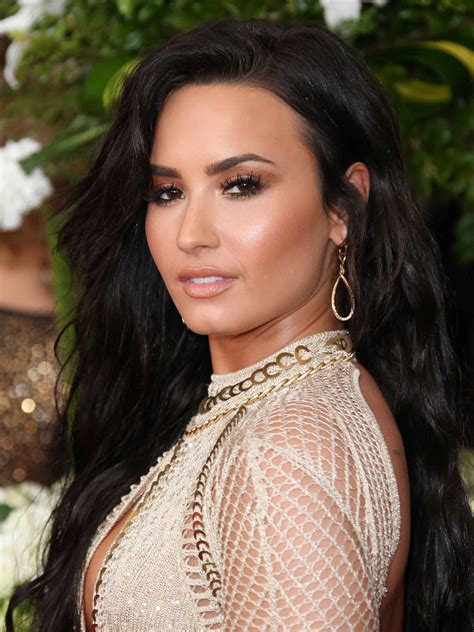 Demi Lovatos Glow Heres How To Get The Singers Perfect Skin Allure