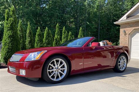 No Reserve 6600 Mile 2006 Cadillac Xlr V For Sale On Bat Auctions