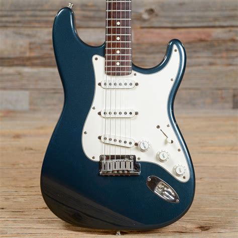Fender Stratocaster Dark Blue Metallic Rw 1989 S146 Fender Stratocaster Blue Electric