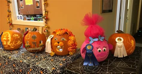 Easy Pumpkin Carving Contest Ideas