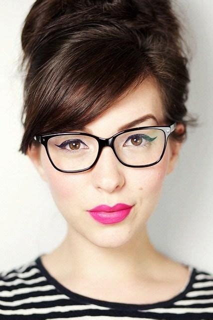 Makeup Tips For Women Wearing Eyeglasses Aelida Acconciature Capelli Tagli Di Capelli