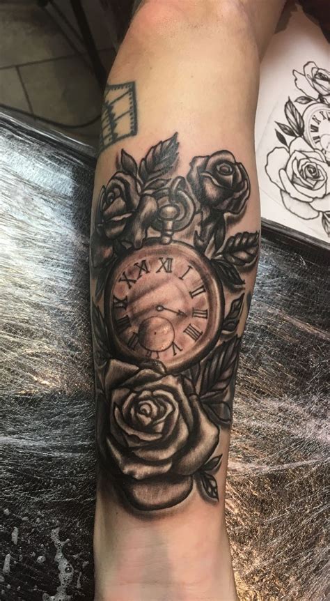 Clock And Rose Clock And Rose Tattoo Rose Tattoo Design Rose Tattoos