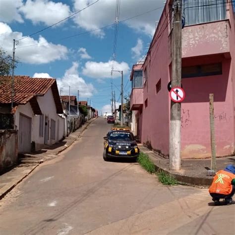 Tv Bambuí AtenÇÃo Condutores Mudança De Mão De Direção Na Rua Herculino Porto Em Bambuí