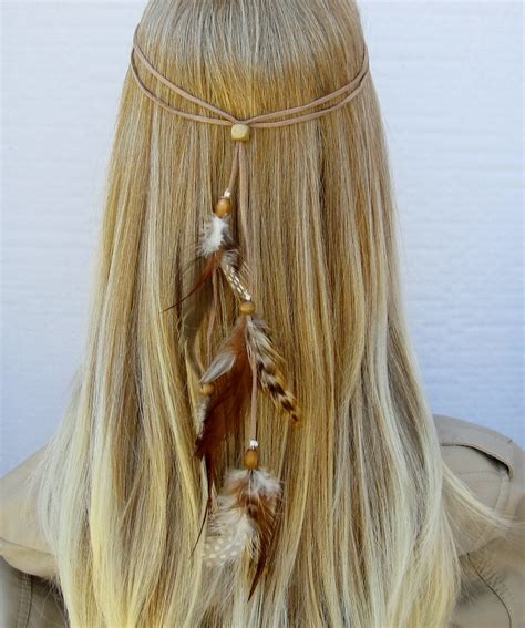 Girlie, playful, and creative, bows are the perfect way to dress up your hairstyles. Hippie Summer Hairstyles | Hippy Chick's Nest
