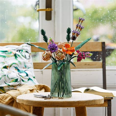 Bu ürün canda oyuncak tarafından gönderilecektir. LEGO Botanical Flower Bouquet - Kiddy Gro