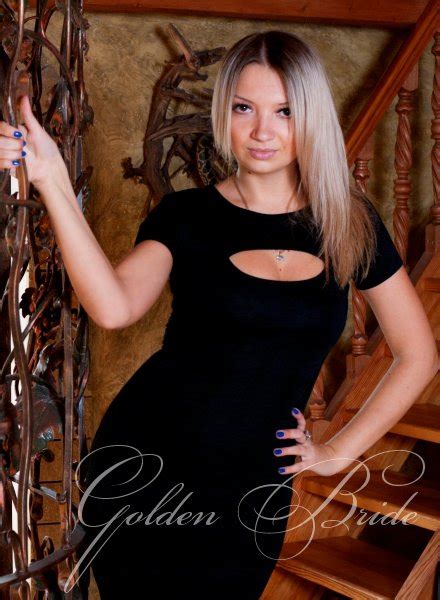 35 y o elisaveta from mykolaiv ukraine brown eyes blond hair id 684240