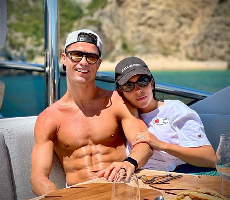Cristiano Ronaldo And Girlfriend Georgina Cozy Up In Boat Photo