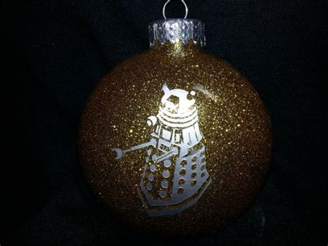 Dr Who Dalek Ornament With Glitter Christmas Bulbs Doctor Who