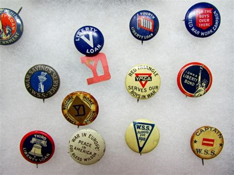 Insignia Metal British Us Wwi 35 Piece Lot Of Homefront Patriotic Pins Stewarts Military