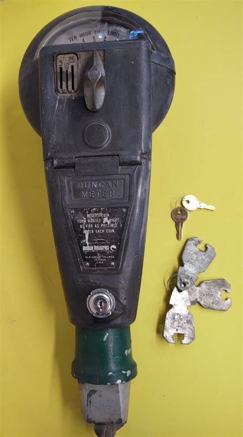 Very Nice Single Duncan Parking Meter With Working Timer Mechanism For