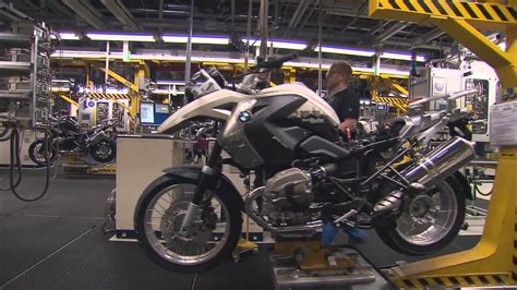 Bmw Motorcycle Assembling Youtube