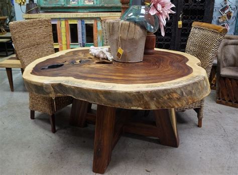 I have seen on sites, tables that have rounded edges. Perota Slab Round Dining Table | Rustic wood furniture ...