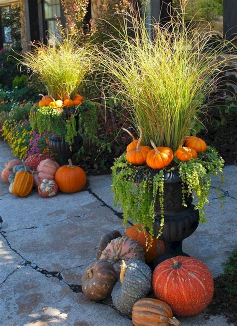 88 Amazing Fall Container Gardening Ideas 84