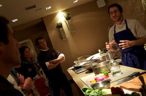Este curso va dirigido a todo el público en general que desee aprender más sobre esta fascinante este curso te enseñará un poco acerca de la peculiaridad del lenguaje japonés, de su escritura y. Curso cocina japonesa - Tamarises Izarra