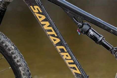 Who Needs Carbon We Test And Review The 2018 Santa Cruz Tallboy Alloy R