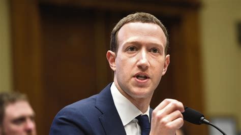 Us Senator Asks Mark Zuckerberg To Retain All Records Related To