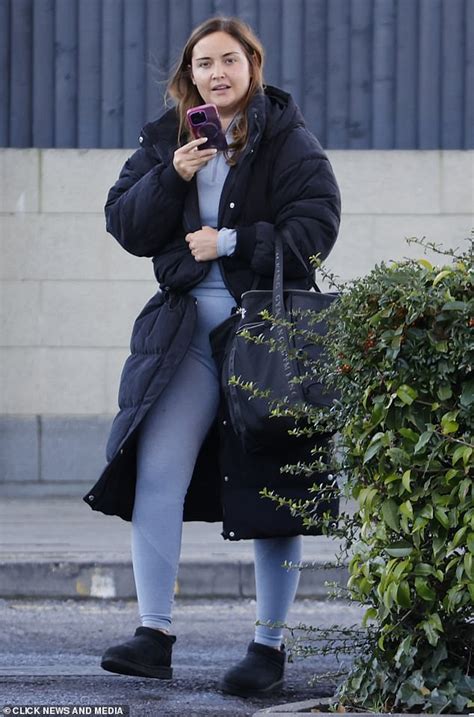 Makeup Free Jacqueline Jossa Cuts A Casual Figure Heading To The Gym