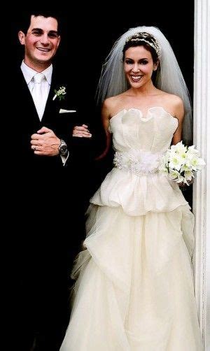 Alyssa Milano Vera Wang Wedding Gown With Ruffled Top And Beaded Floral Belt Photo Larry