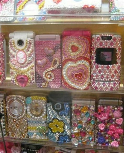 Etsy Or Ebay They Might Have Bedazzled Phone Cases Like These Bedazzled