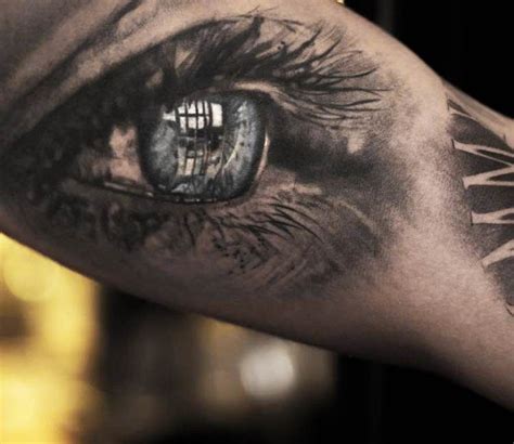 Realistic Eye Tattoo On Arm Tataraos