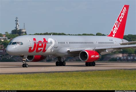 G Lsah Jet2 Boeing 757 200 At Leeds Bradford Photo Id 114977