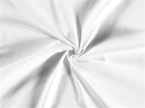 Wide Width Polycotton Sheeting White