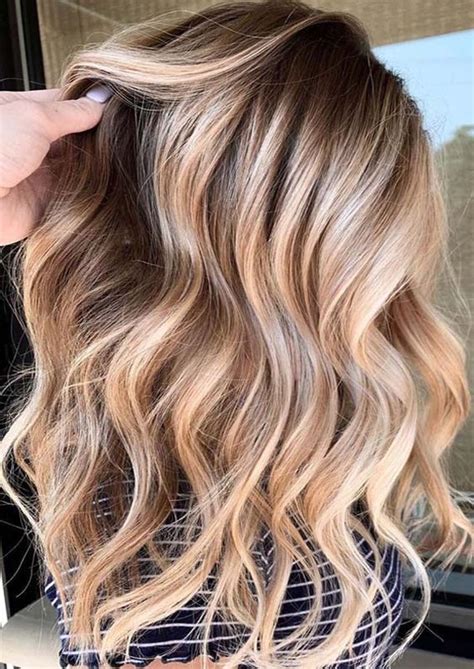 Amazing Champagne Blonde Hair Color Shades For 2019 Style Tips Champagne Blonde Hair