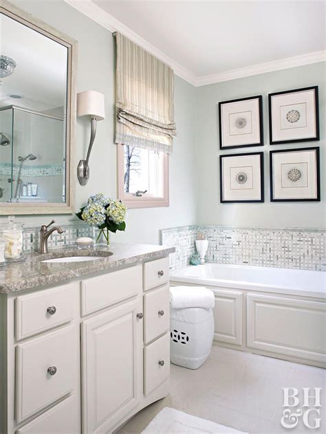 12 Popular Bathroom Paint Colors Our Editors Swear By Best Bathroom