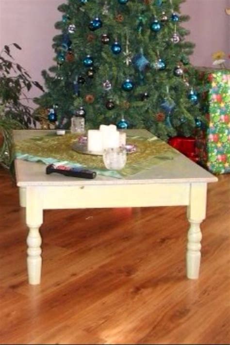 You don't need expensive artwork to make your coffee table display elegant and chic. Coffee Table Redo | Hometalk