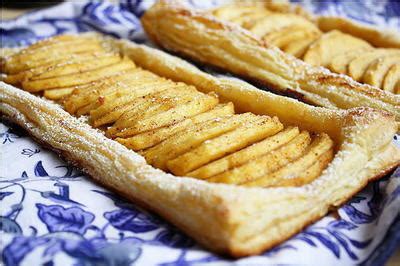 Veg aloo puff pastry recipe: Pioneer Woman's Quick and Easy Apple Tart | RecipeLion.com