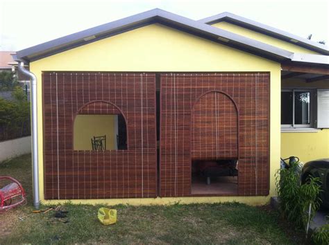 Découvrez nos plus beaux rideaux à petits prix! Store sur mesure | Porte En Bois pour Store Mauricien