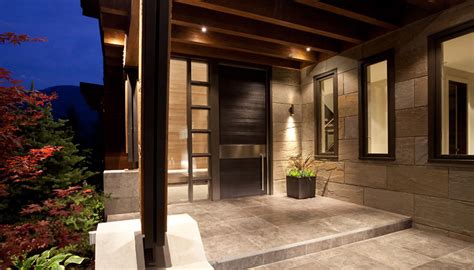 Who would love to drive their black lamborghini up to this beautiful, black modern house? Luxury House with a Modern Contemporary Interior | DigsDigs