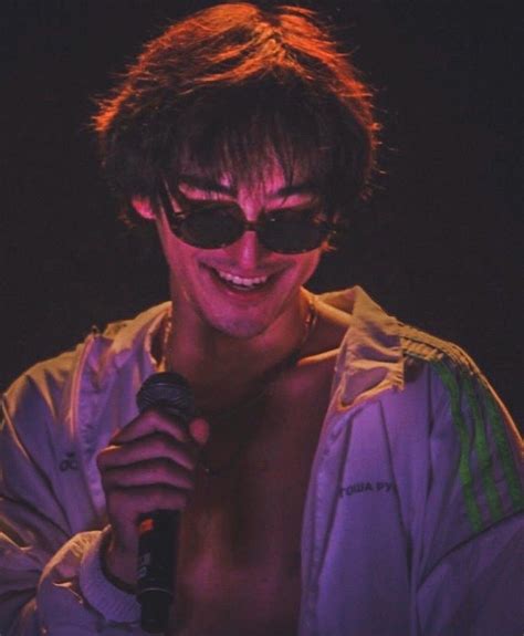 Pin By Jess On Joji Dancing In The Dark Filthy Frank Wallpaper Aesthetic Pictures