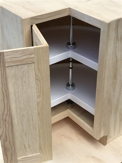 Corner cabinets usually have smaller doors. WOOD PRODUCTS MFG, INC WP-CBLS36 36-Inch X 36-Inch ...
