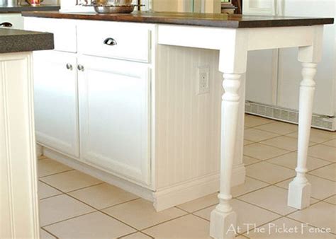With its slim, simple profile, this handy trim moulding hides stacked cabinet seams, puts the finishing touch on a crown treatment, or simplifies undercabinet moulding. Show me your island toe kick baseboard meetup