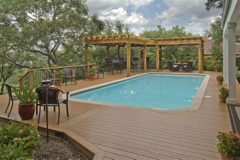 Extend your living space with a garden deck! Low-Maintenance Synthetic Decking Options for Care-Free ...