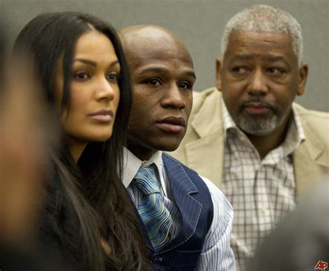 Since 2002 mayweather has been accused of violence against women with alarming frequency. Sports Stars Blog: Floyd Mayweather Jr Wife Images 2012