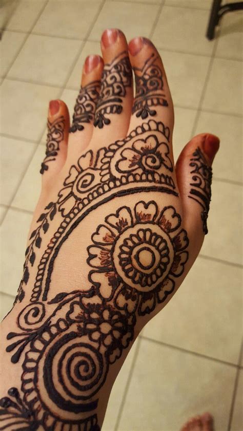 pin by kulsum hamna on henna design henna hand tattoo hand henna hand tattoos
