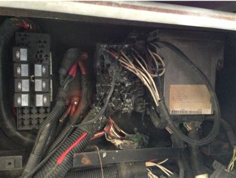 2001 fleetwood bounder fuse box description on the drivers side. Fleetwood discovery 34Q model 98 ( chassis 97) What I am ...