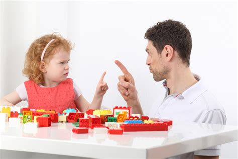 ¿Cómo es la crianza de nuestros hijos? - MundoPsicologos.com