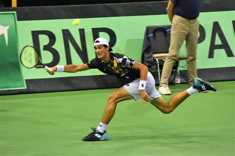 Lloyd harris (born 24 february 1997) is a tennis player who competes internationally for south africa. Lloyd ends great week with final win - Tennis South Africa