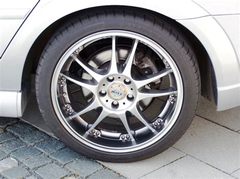 Kanten gebördelt hier auf einem 3er bmw e46 320i (cabrio). Kerstin's Vectra C GTS