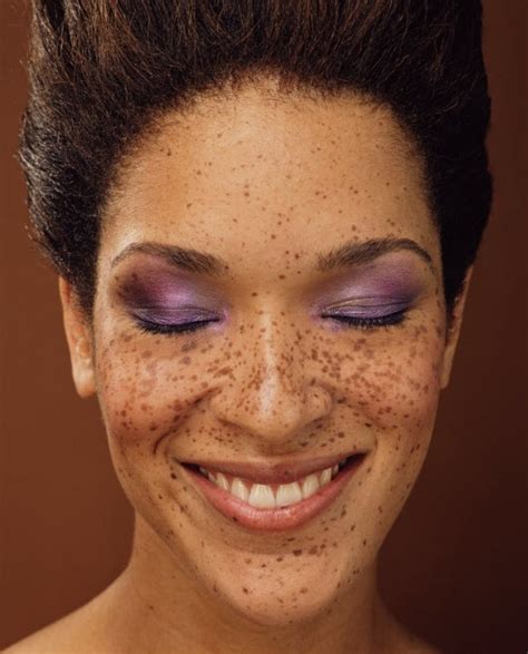 How To Fake Freckles With Makeup