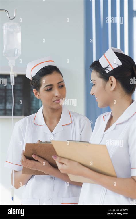 Female Nurses Hi Res Stock Photography And Images Alamy